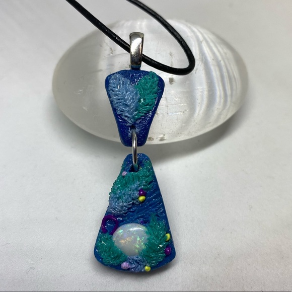 Handmade necklace - Picture 1 of 4